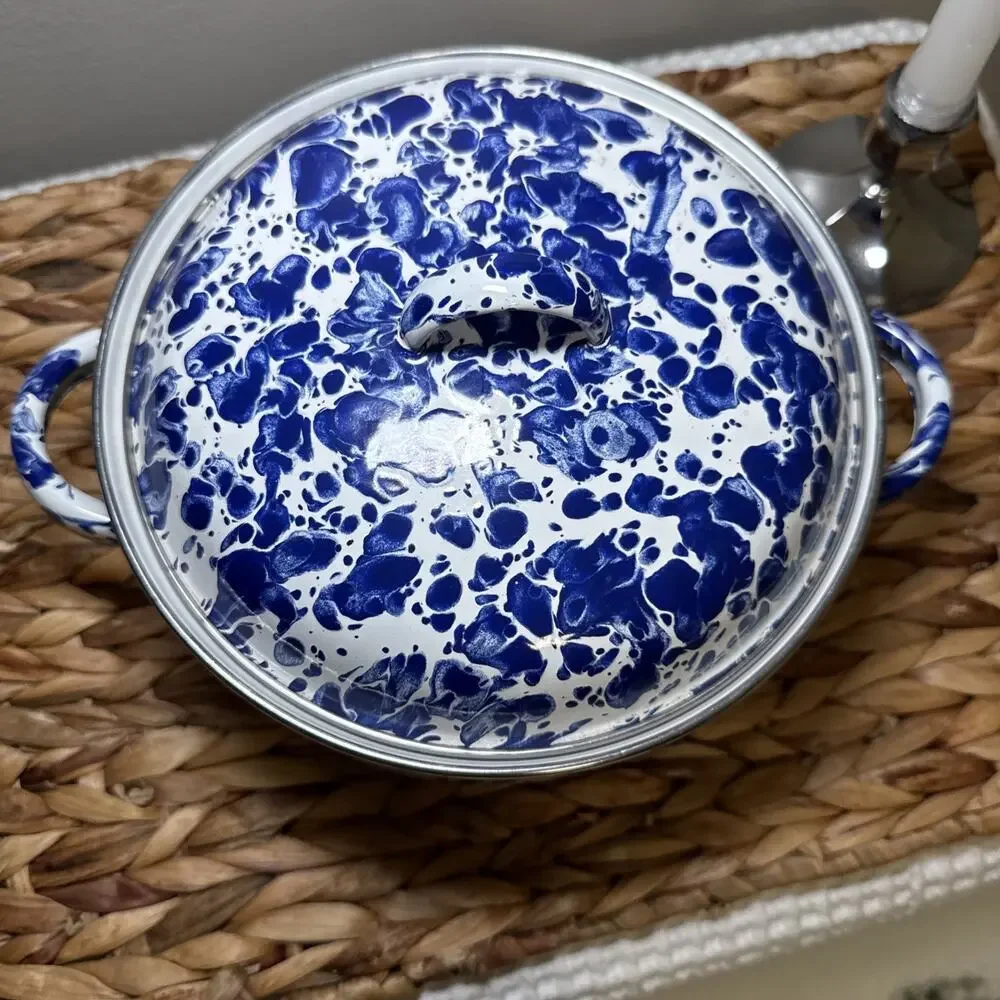 Golden Rabbit Blue White Spongeware Enamelware Covered Casserole Pot With Lid